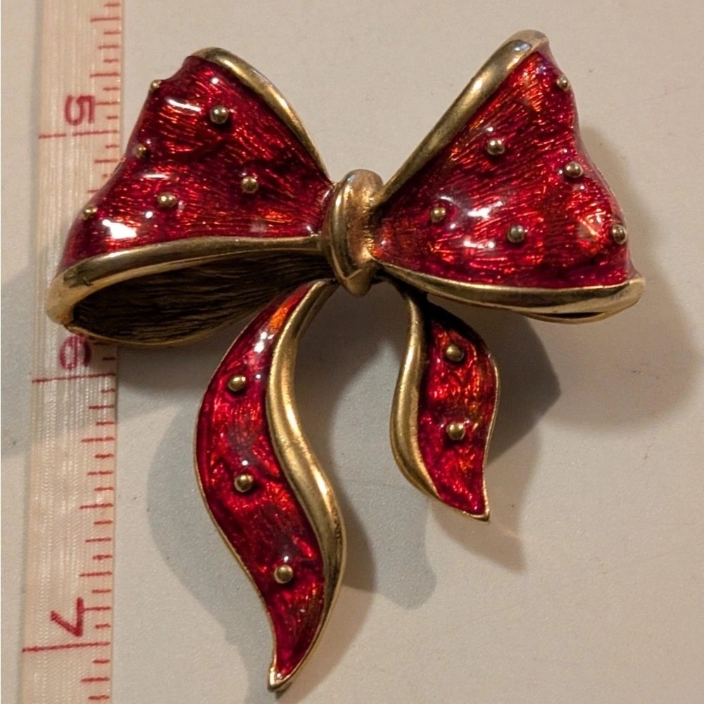 Vintage Red Enamel Bow Brooch Gold Tone Studded Festive Holiday Pin